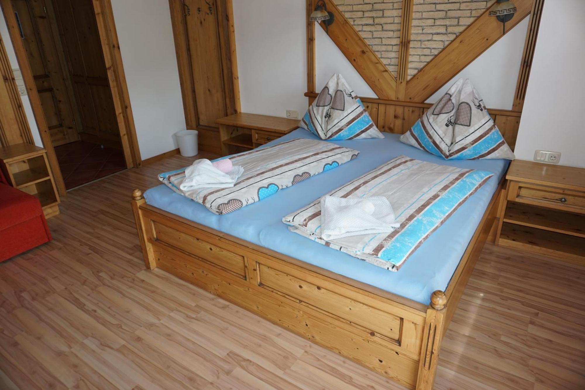 Pension & Appartements Anny Maria Alm am Steinernen Meer Esterno foto
