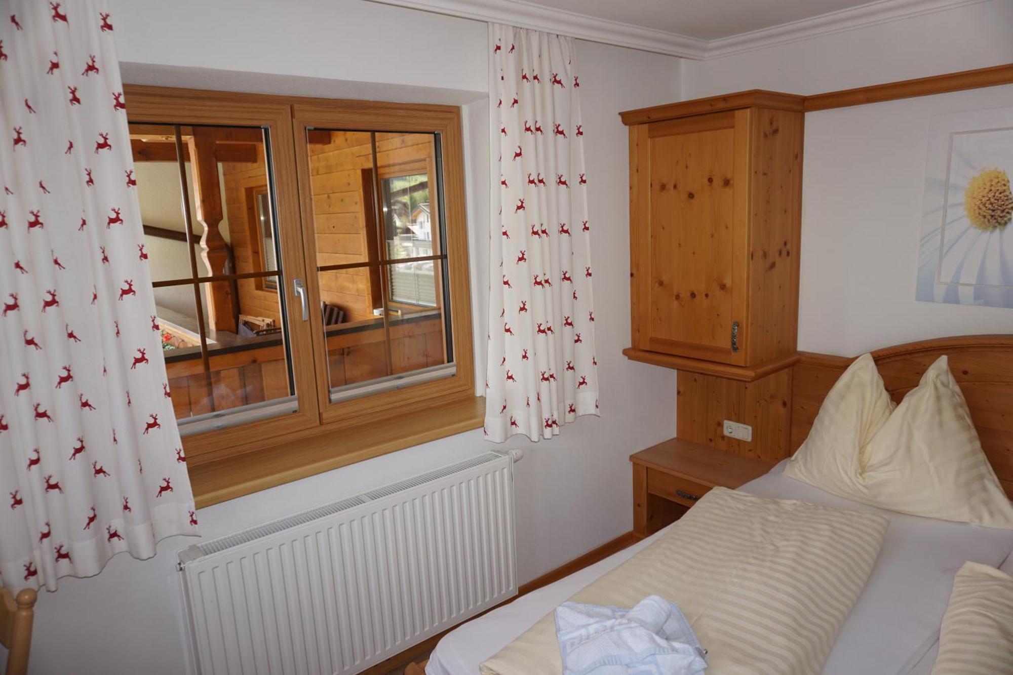 Pension & Appartements Anny Maria Alm am Steinernen Meer Esterno foto